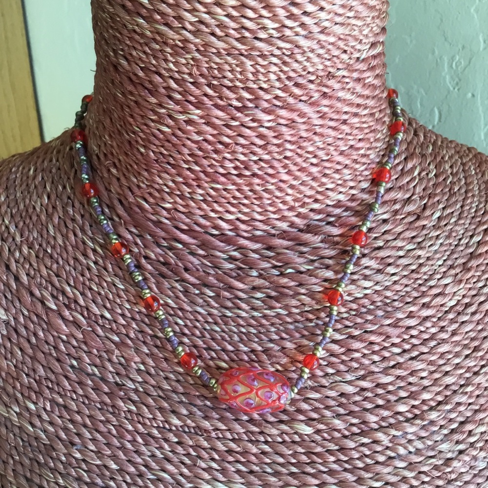 Pretty Little Cinnamon Necklace - Picture 3 of 3